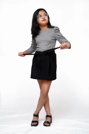 [C5] Girls’ Grey Puff Sleeve Top & Black Button-Down Skirt Set – Stylish & Comfortable Kids Wear