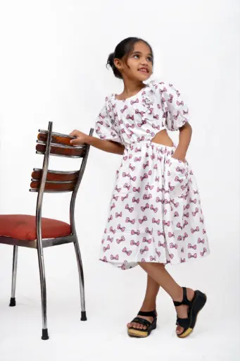 [J6] Bow Print Puff Sleeve Cutout Dress – Girls’ Casual & Partywear